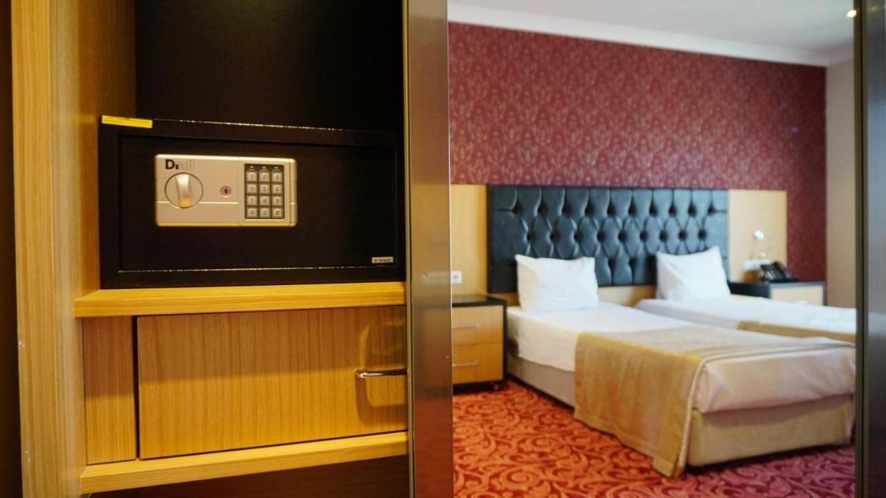 Vois Hotel Atasehir & Spa Istanbul Bagian luar foto