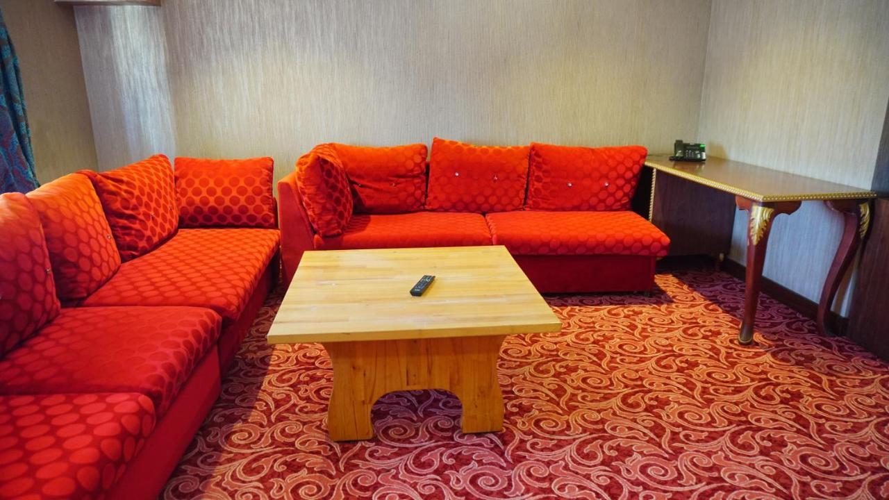 Vois Hotel Atasehir & Spa Istanbul Bagian luar foto